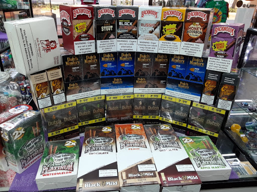 Tobacco Shop «Stirling Glass», reviews and photos, 5890 Stirling Rd, Hollywood, FL 33021, USA