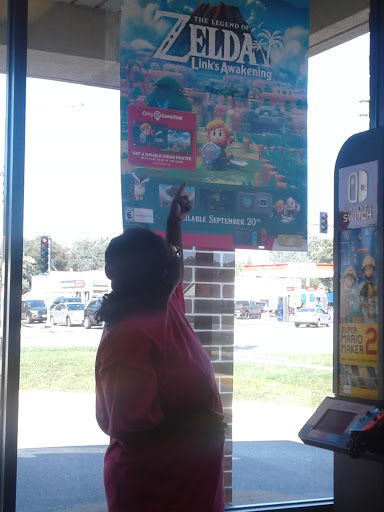 Video Game Store «GameStop», reviews and photos, 3271 W 115th St #443, Merrionette Park, IL 60803, USA