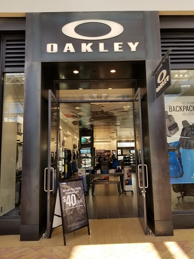 Sunglasses Store «Oakley Store», reviews and photos, 5000 Shelbyville Rd #1010, Louisville, KY 40207, USA