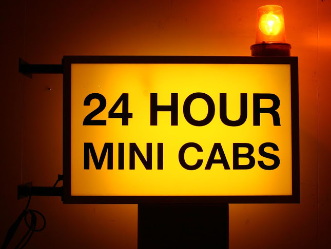 Hanwell MiniCabs - Taxi service