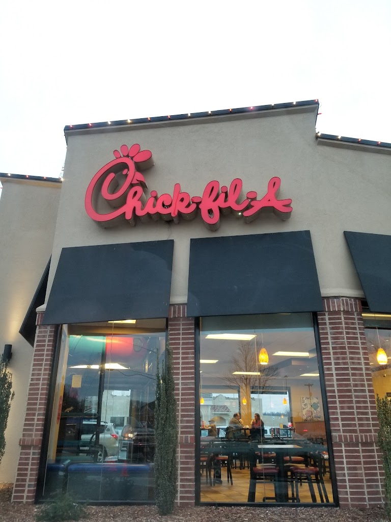 ChickfilA Kingsport, TN 37660 Menu, Reviews, Hours & Contact