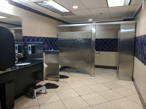 Bowling Alley «Junction Lanes Family Entertainment Center», reviews and photos, 141 Newnan Station Dr, Newnan, GA 30265, USA