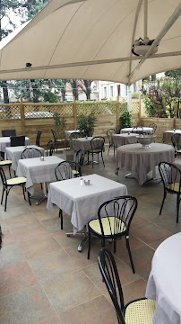 Atmosphère du Restaurant M'Com... à Chasse-sur-Rhône - n°12