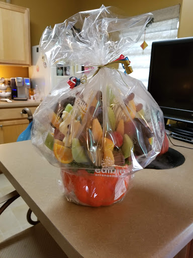 Gift Shop «Edible Arrangements», reviews and photos, 6675 Falls of Neuse Rd STE 017, Raleigh, NC 27615, USA