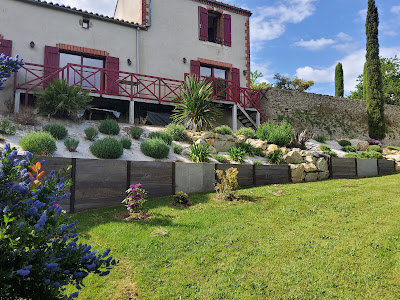 DANDO Jardinier Paysagiste à Vallet
