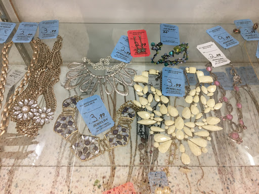 Thrift Store «Bell Thrift Store Inc», reviews and photos, 6627 Atlantic Ave, Bell, CA 90201, USA