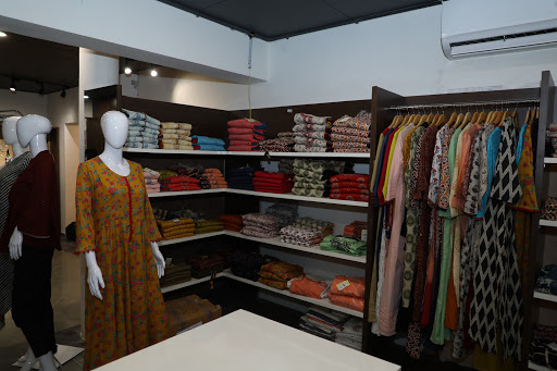 Louis Philippe in Bodakdev,Ahmedabad - Best Men Readymade Garment