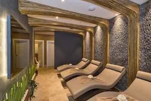 Massage & Spa & Turkish Bath image