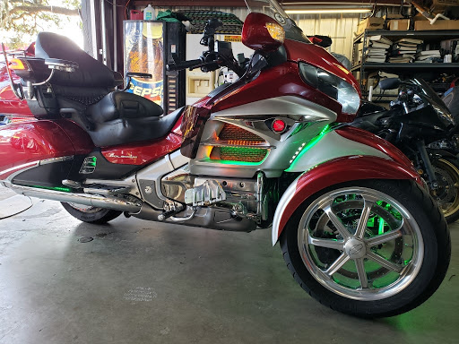 Used Motorcycle Dealer «On Wings of Gold, LLC.», reviews and photos, 998 W Brandon Blvd, Brandon, FL 33511, USA