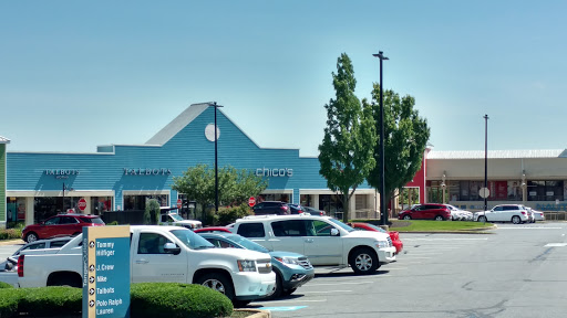 Outlet Mall «Tanger Outlet Lancaster», reviews and photos, 311 Stanley K. Tanger Blvd, Lancaster, PA 17602, USA