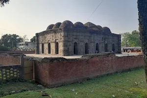 Sona Masjid Park image