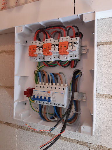 Electricidad en Vélez-Málaga, Málaga
