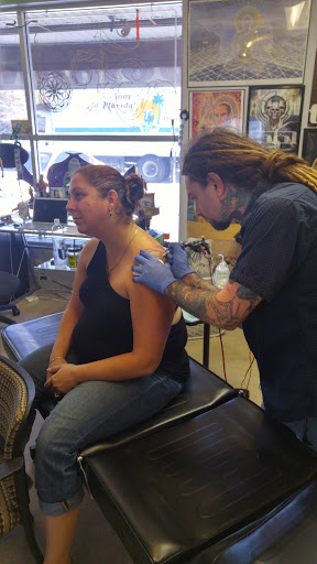 Tattoo Shop «3rd Eye Tattoo», reviews and photos, 13719 Walsingham Rd, Largo, FL 33774, USA