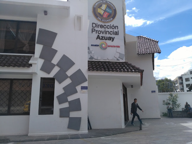 Opiniones de DIRECCION PROVINCIAl DEL AZUAY en Cuenca - Oficina de empresa