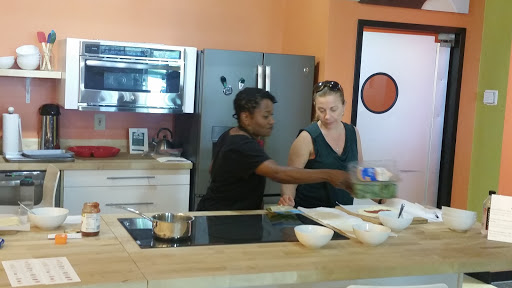 Health Food Store «Rainbow Blossom Wellness Center», reviews and photos, 3608 Springhurst Blvd, Louisville, KY 40241, USA