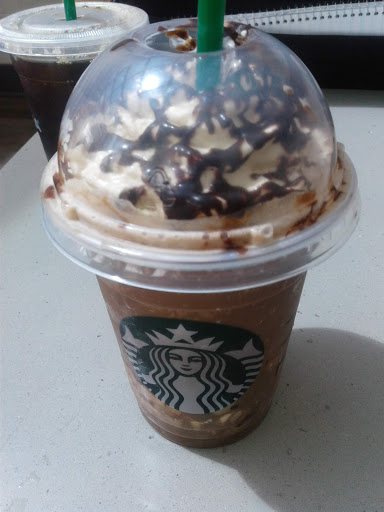 Coffee Shop «Starbucks», reviews and photos, 399 S Oyster Bay Rd, Plainview, NY 11803, USA