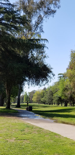 Golf Club «Sherwood Forest Golf Club», reviews and photos, 79 N Frankwood Ave, Sanger, CA 93657, USA