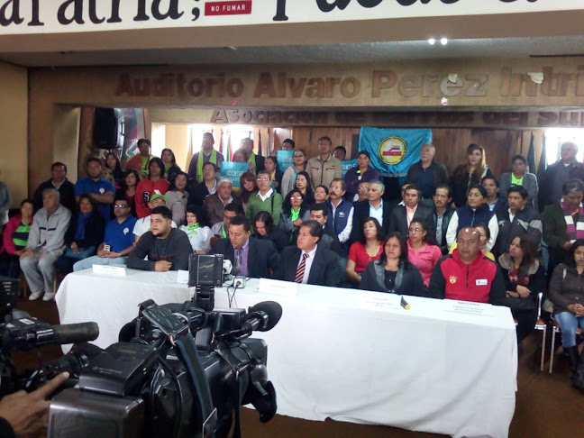 Opiniones de asociacion de barrios del sur en Quito - Asociación