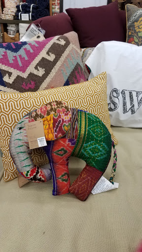 Furniture Store «Cost Plus World Market», reviews and photos, 2155 W 22nd St #500, Oak Brook, IL 60523, USA