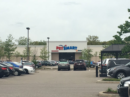 Pet Supply Store «PetSmart», reviews and photos, 6106 Shops Way, Northborough, MA 01532, USA