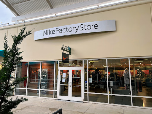 Sporting Goods Store «Nike Factory Store», reviews and photos, 18 West Lightcap Rd #901, Pottstown, PA 19464, USA
