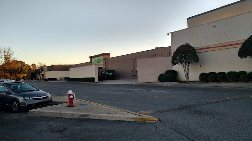 Shopping Mall «Decatur Mall», reviews and photos, 1801 Beltline Rd SW, Decatur, AL 35601, USA