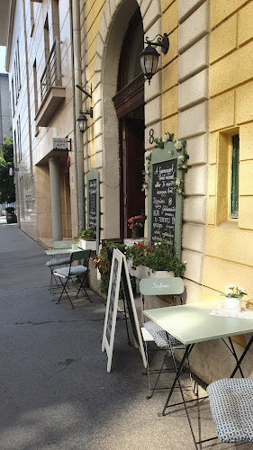 Opinii despre Szelence Café Health Food Restaurant în Budapest - Étterem
