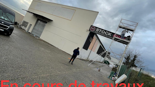 Magasin discount Stock privé Saint-Bonnet-de-Mure