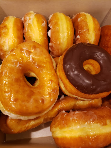 Donut Shop «Miss Donuts», reviews and photos, 832 W Whittier Blvd, Montebello, CA 90640, USA