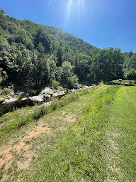 Photo n°14 de Camping L'ardechois, Camping Ardechois à Gluiras ()