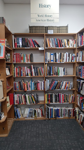 Book Store «Half Price Books», reviews and photos, 1321 SE Everett Mall Way, Everett, WA 98208, USA