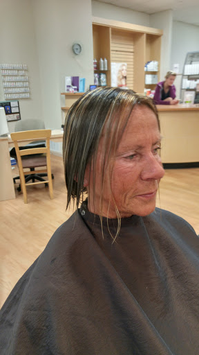 Beauty Salon «Hair Gallery & Nail Salon», reviews and photos, 1707 Knox McRae Dr, Titusville, FL 32780, USA