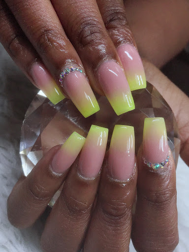 Explore sunflower tattoo idea, creative tattoo ideas in Greenville, available at Lee Ink Studio SC (Appointment Only)