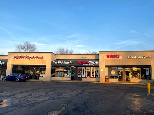 Shipping and Mailing Service «The UPS Store», reviews and photos, 872 S Milwaukee Ave, Libertyville, IL 60048, USA