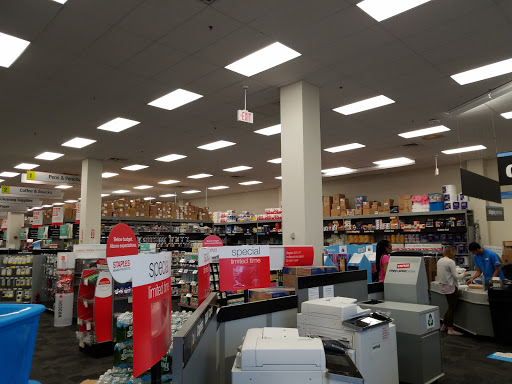 Office Supply Store «Staples», reviews and photos, 470 NY-211, Middletown, NY 10940, USA