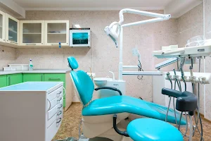 Стоматологическая клиника на Ореховой | отбеливание зубов, брекеты Тамбов image