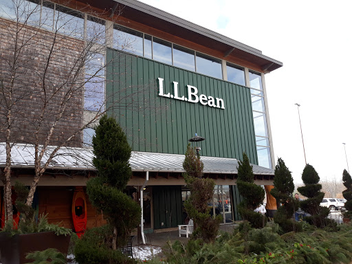 Clothing Store «L.L. Bean», reviews and photos, 1000 Ross Park Mall Dr, Pittsburgh, PA 15237, USA