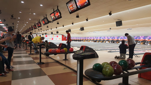 Bowling Alley «AMF Forest Lanes», reviews and photos, 7700 47th St, Lyons, IL 60534, USA