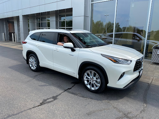 Toyota Dealer «Carlson Toyota», reviews and photos, 12880 Riverdale Dr NW, Coon Rapids, MN 55448, USA