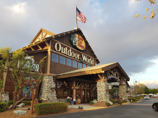 Sporting Goods Store «Bass Pro Shops», reviews and photos, 7777 Victoria Gardens Ln, Rancho Cucamonga, CA 91739, USA