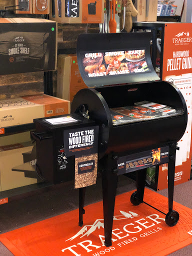 Appliance Store «Queen City Audio Video & Appliances», reviews and photos, 7320 E Independence Blvd, Charlotte, NC 28227, USA