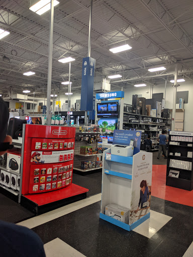 Electronics Store «Best Buy», reviews and photos, 6809 W Canal Dr, Kennewick, WA 99336, USA