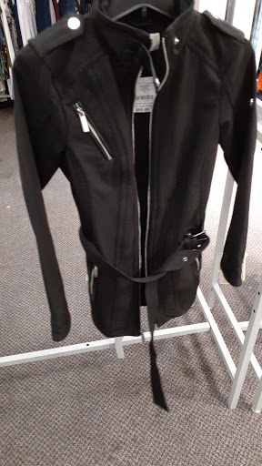 Clothing Store «Burlington Coat Factory», reviews and photos, 3662 W Camp Wisdom Rd, Dallas, TX 75237, USA