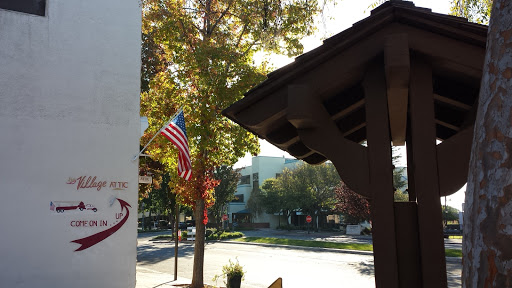 Post Office «United States Postal Service», reviews and photos, 140 Harvard Ave N, Claremont, CA 91711, USA