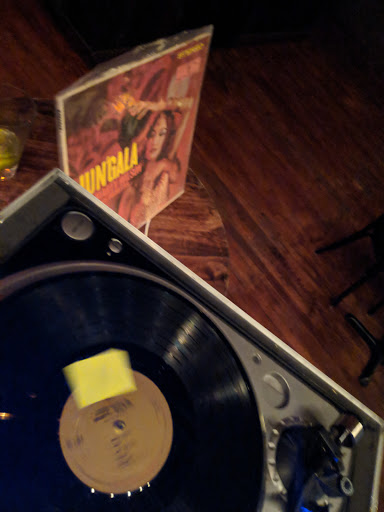 Bar «Crown Liquors», reviews and photos, 2821 N Milwaukee Ave, Chicago, IL 60618, USA