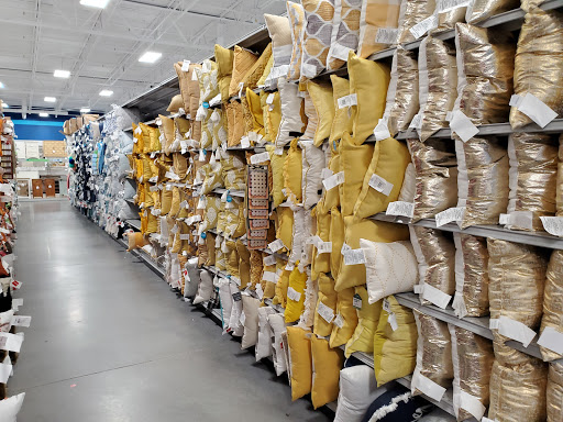 Home Goods Store «At Home», reviews and photos, 5000 S Arizona Mills Cir #313, Tempe, AZ 85282, USA