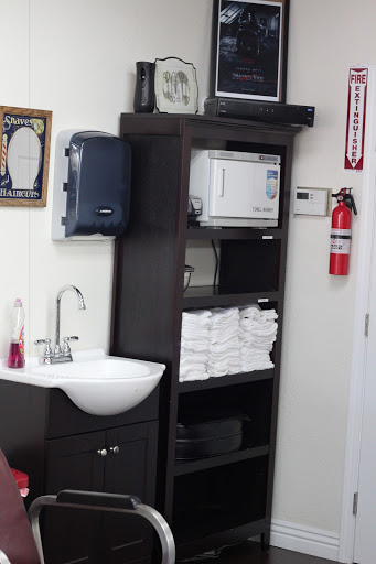 Barber Shop «Traditions Barber Shop», reviews and photos, 4002 Chino Hills Pkwy b, Chino Hills, CA 91709, USA