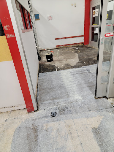 Office Supply Store «Staples», reviews and photos, 17410 Mack Ave, Grosse Pointe, MI 48230, USA