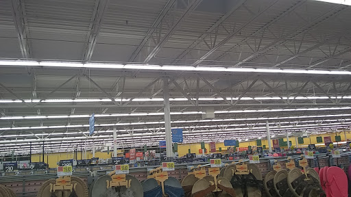 Department Store «Walmart Supercenter», reviews and photos, 2000 Orchard Rd, Montgomery, IL 60538, USA