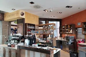 Café Dias image